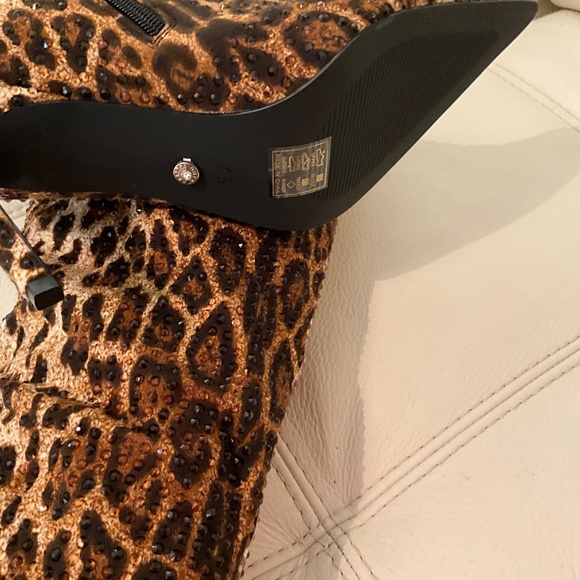 NIB AZALEA THIGH HIGH LEOPARD PRINT EMBELLISHED SEXY BOOTS 7,5 🔥🔥🔥 - Picture 13 of 17